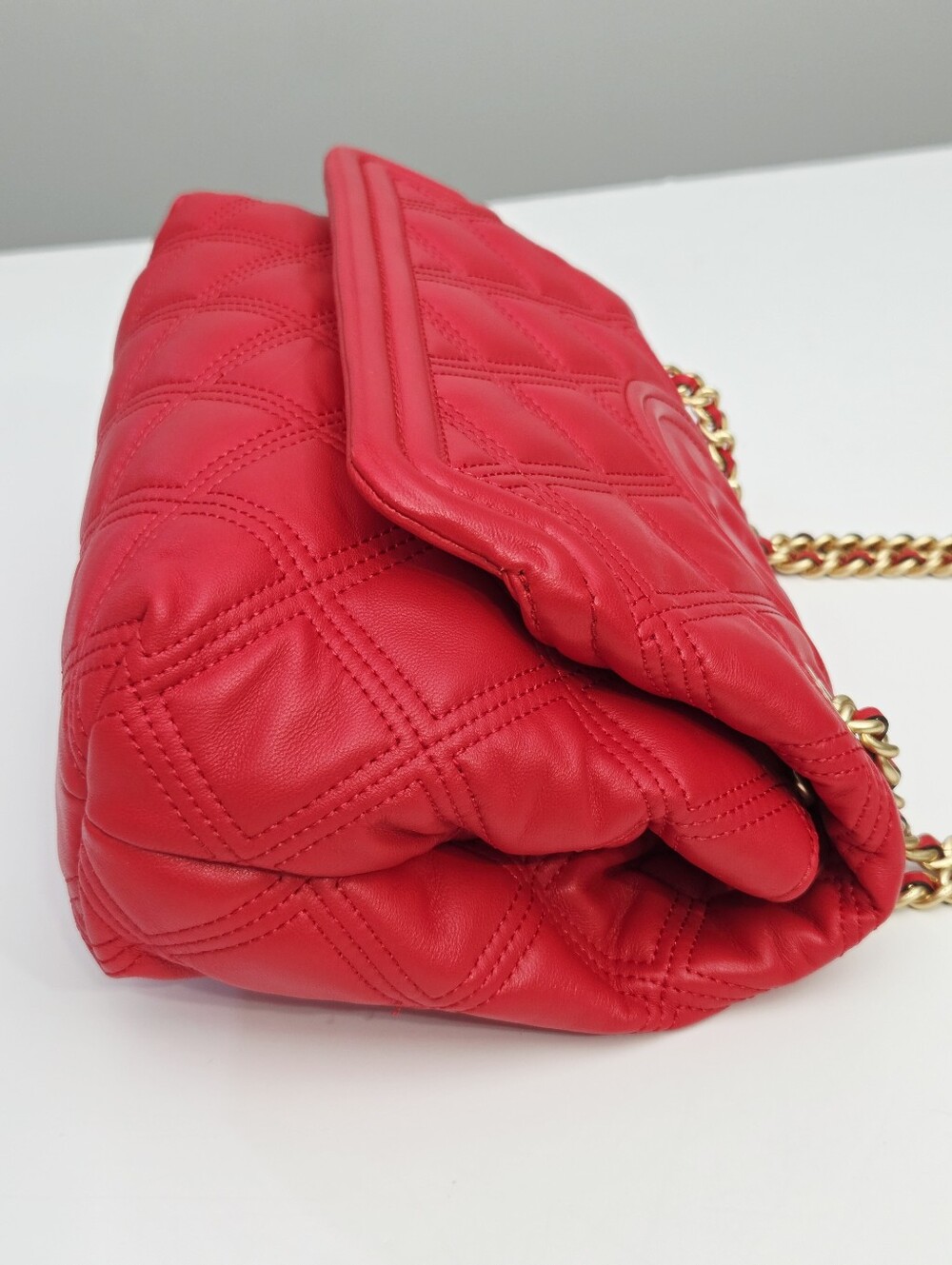 LIKE NEW TORY BURCH FLEMING SOFT CONVERTIBLE SHOULDER BAG - BRILLIANT RED - Picture 8 of 11